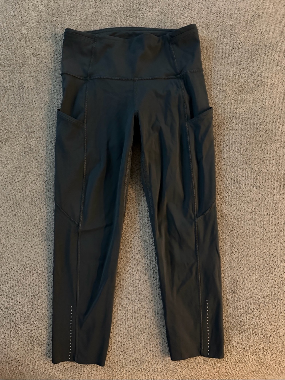 EUC lululemon athletica Black High-Rise Pocket Leggings Cropped